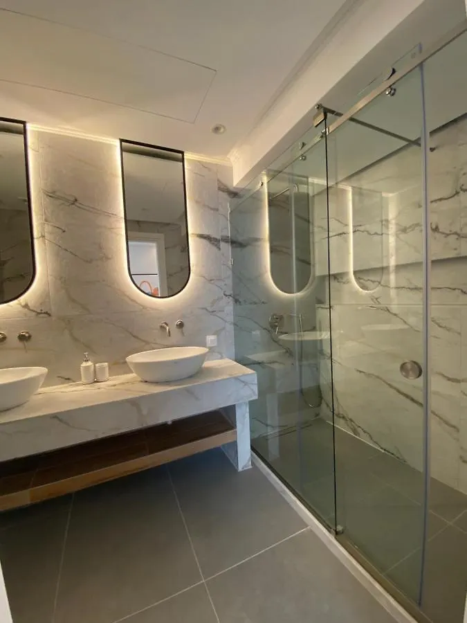 Apartment Alexandrina Suite Nea Skioni Greece