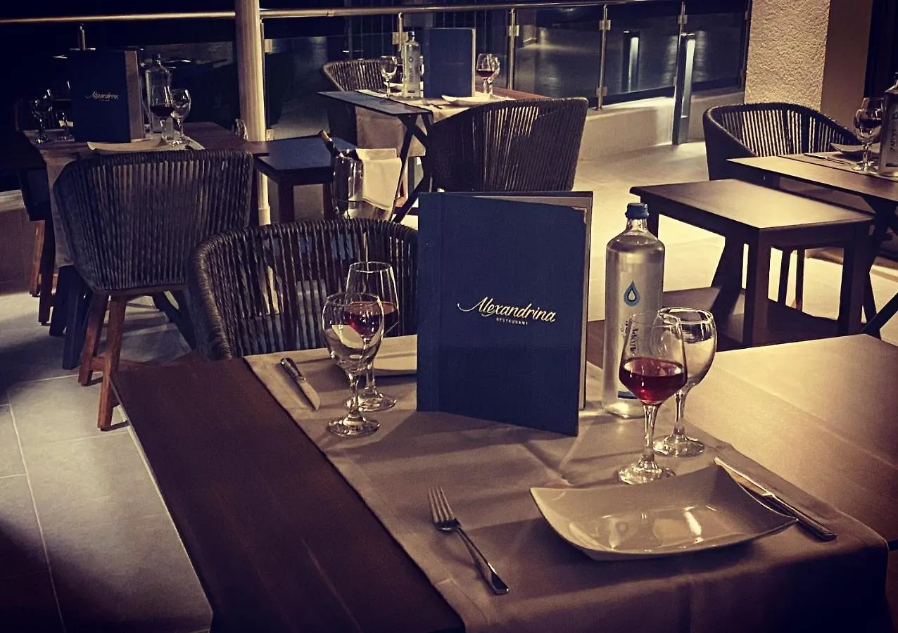 Apartment Alexandrina Suite Nea Skioni