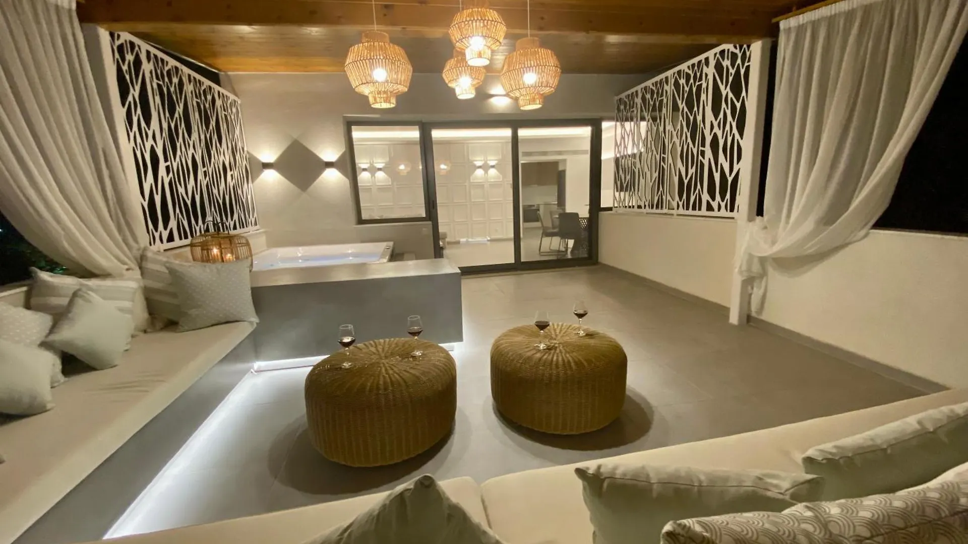 Apartment Alexandrina Suite Nea Skioni